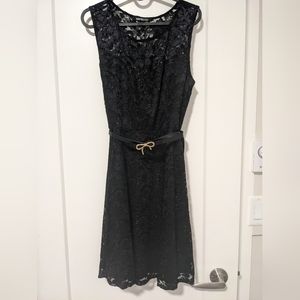 Black Skater Dress with Sweetheart neckline and Lace overlay USLg